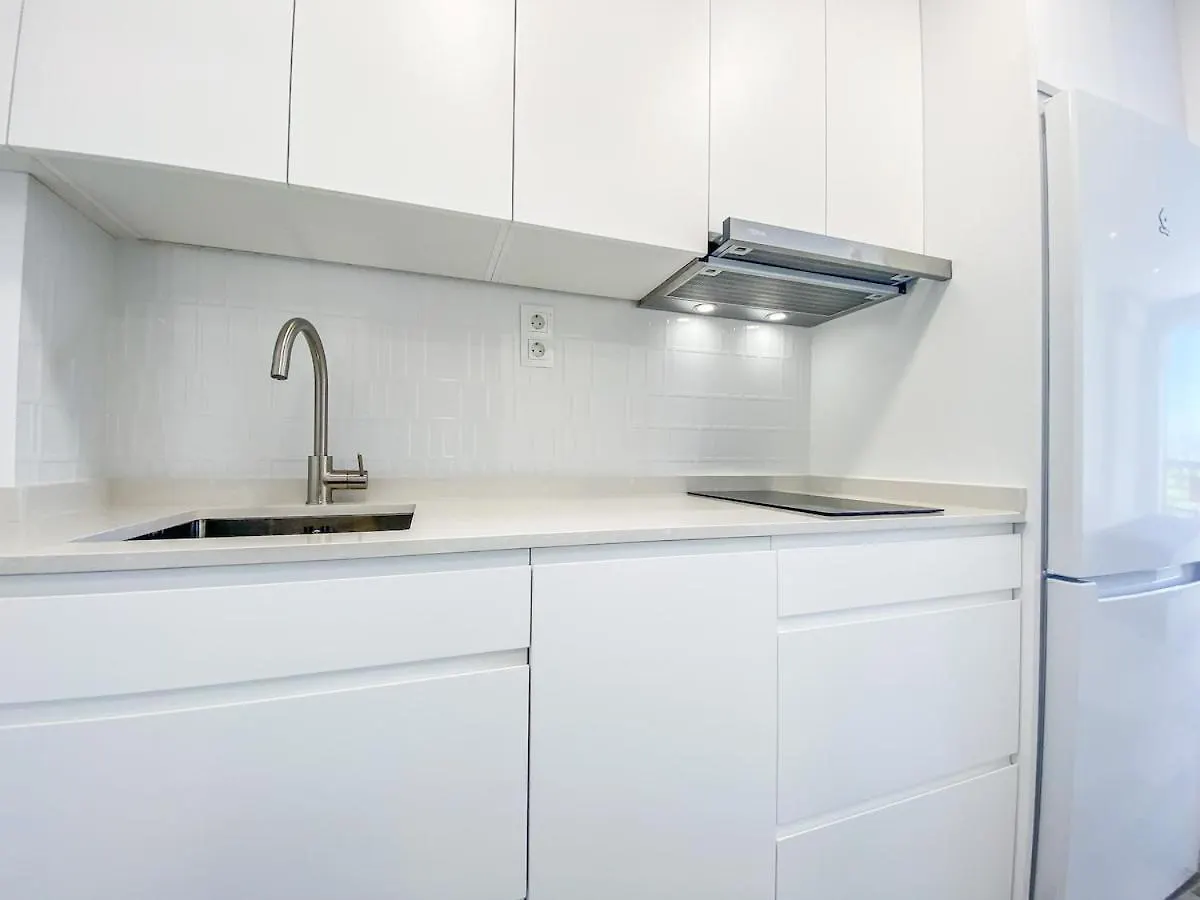 Wifi, Terraza, Piscina Y Acceso Privado A La Playa Apartment Torremolinos